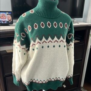 NWOT 100% cashmere SASA Green or Blue Turtleneck Knit Sweater